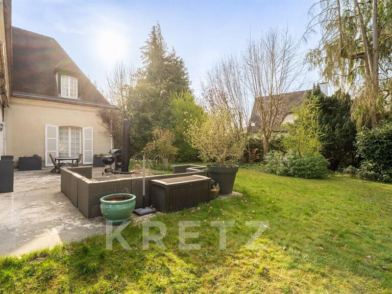 Maison Vaucresson - 5 chambres - 200m²