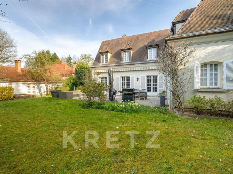 Maison Vaucresson - 5 chambres - 200m²