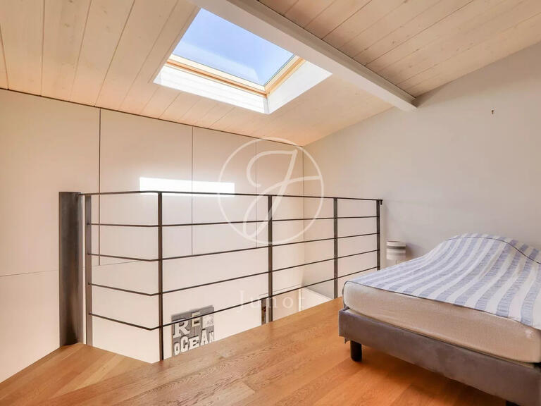Maison Vaucresson - 4 chambres - 209m²