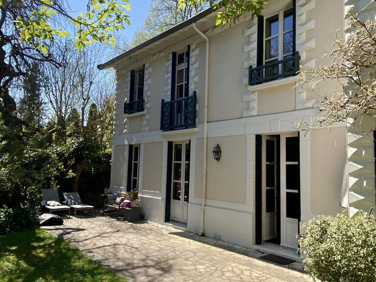 Maison Vaucresson - 3 chambres - 133m²