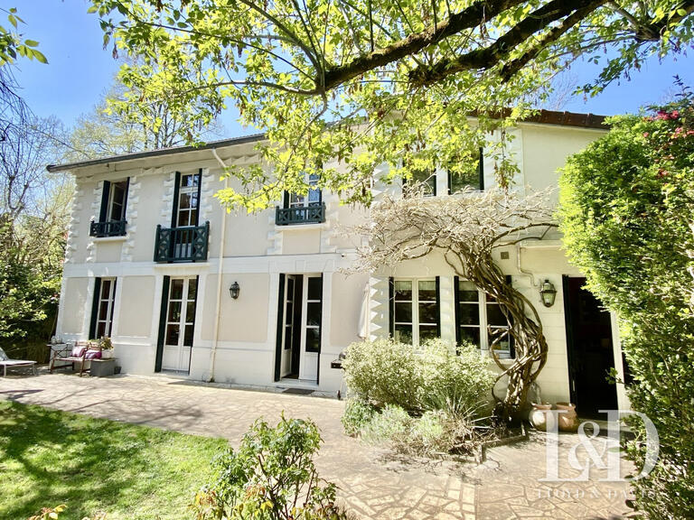 Maison Vaucresson - 3 chambres - 133m²
