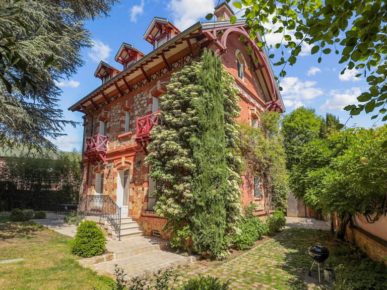 House Vaucresson - 4 bedrooms - 292m²
