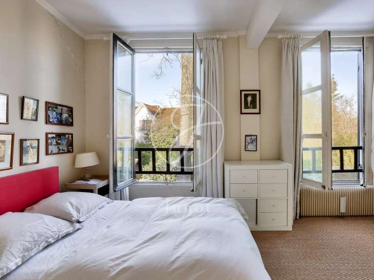 Maison Vaucresson - 5 chambres - 187m²