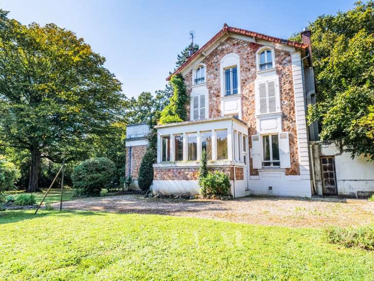 Maison Vaucresson - 5 chambres - 260m²
