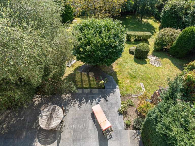 Maison Vaucresson - 5 chambres - 230m²