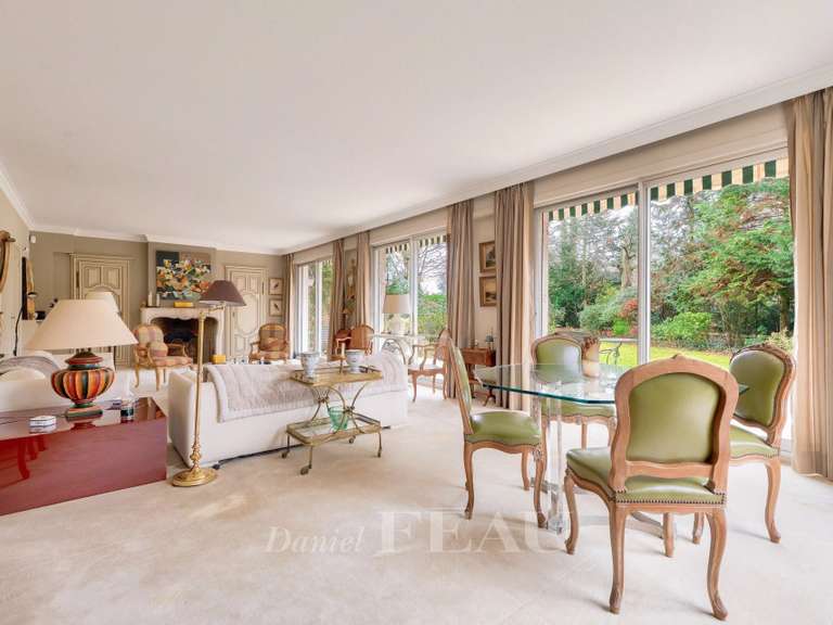 Maison Vaucresson - 4 chambres - 250m²