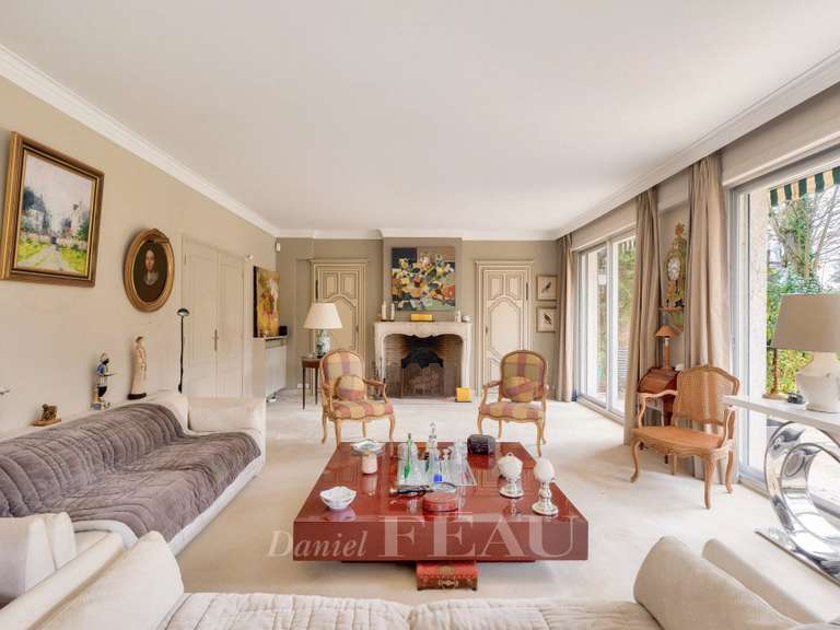 Maison Vaucresson - 4 chambres - 250m²