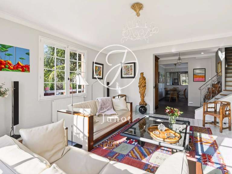 Maison Vaucresson - 5 chambres - 230m²