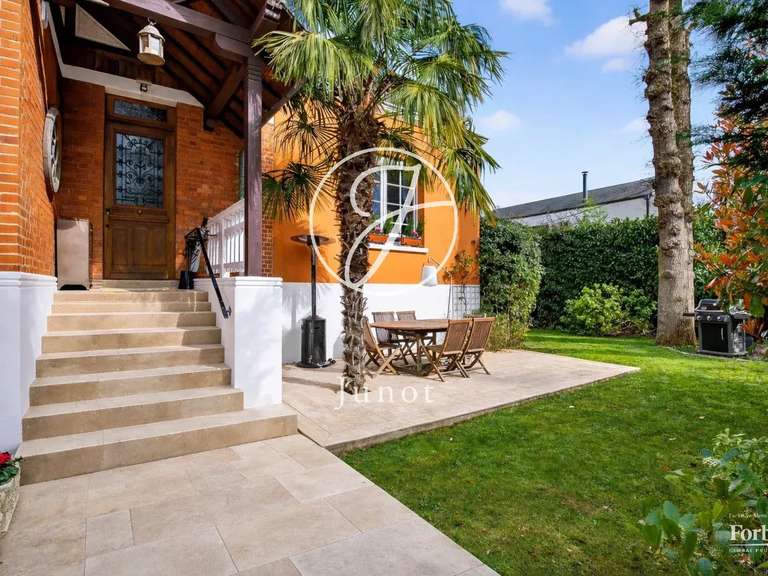 Maison Vaucresson - 5 chambres - 230m²