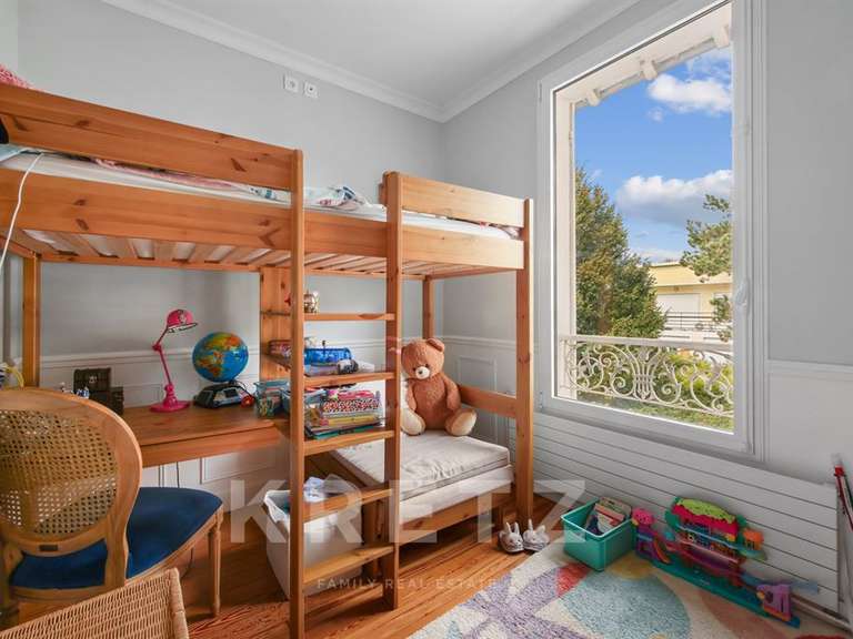 Maison Vaucresson - 4 chambres - 160m²