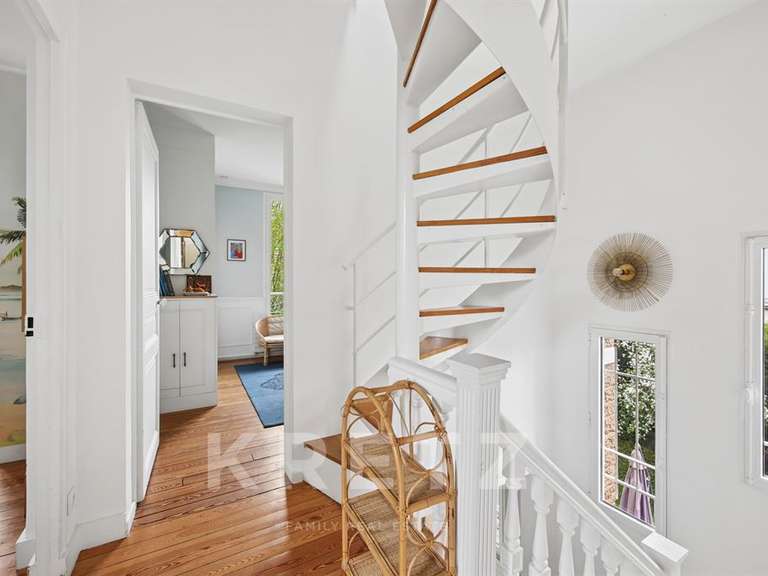 Maison Vaucresson - 4 chambres - 160m²