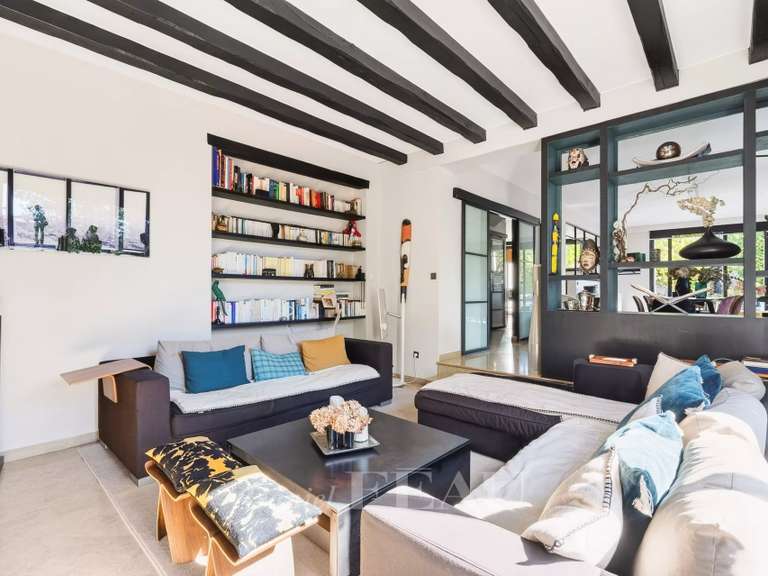 Maison Vaucresson - 6 chambres - 301m²