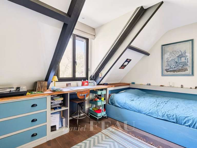 Maison Vaucresson - 6 chambres - 301m²