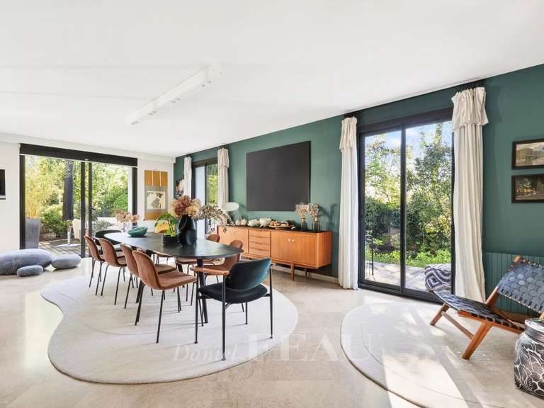 Maison Vaucresson - 6 chambres - 301m²