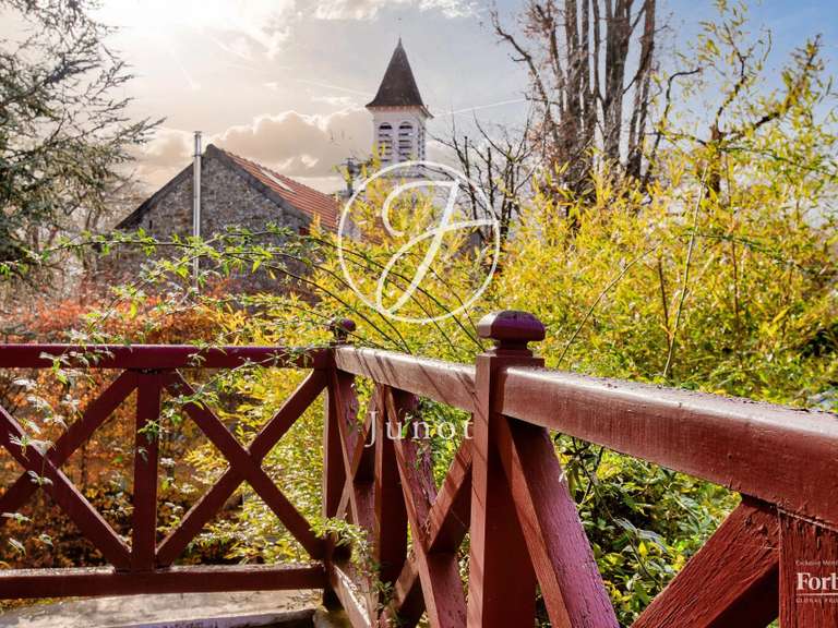 Maison Vaucresson - 4 chambres - 292m²