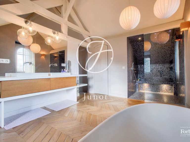 Maison Vaucresson - 4 chambres - 292m²