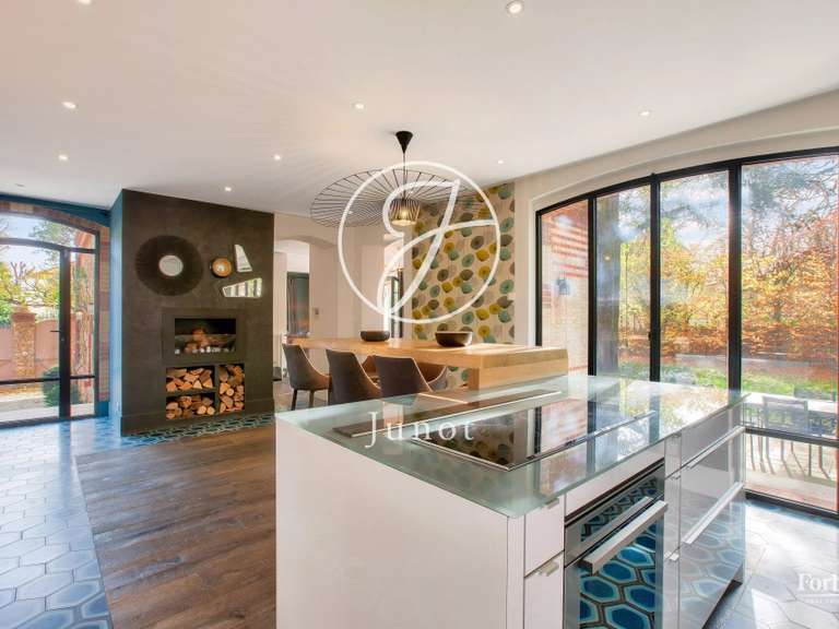 Maison Vaucresson - 4 chambres - 292m²