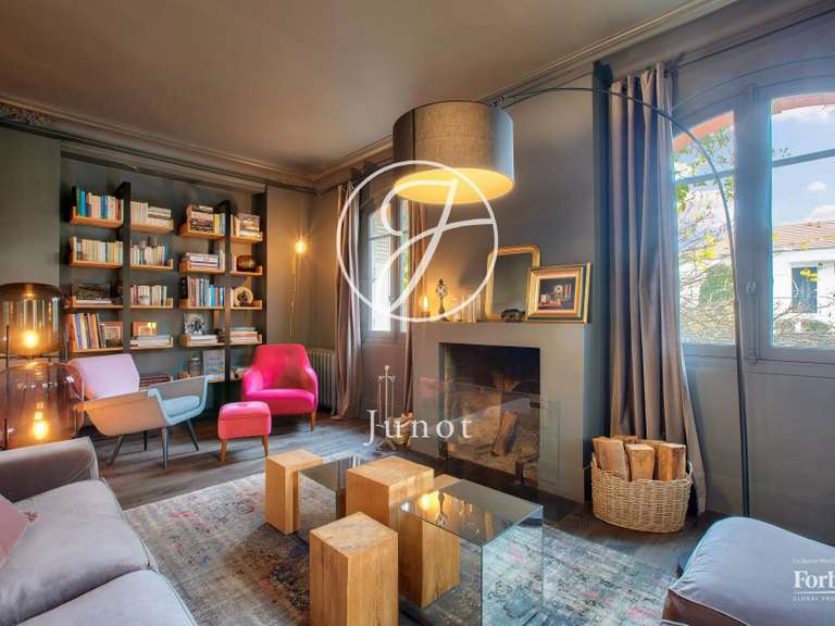 Maison Vaucresson - 4 chambres - 292m²
