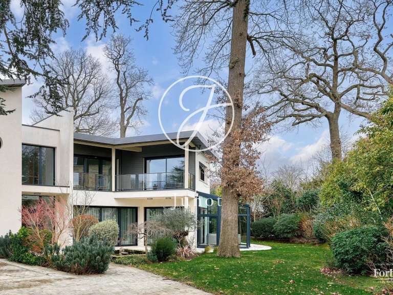 Maison Vaucresson - 4 chambres - 459m²
