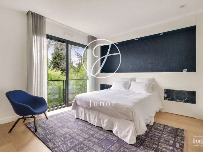 Maison Vaucresson - 4 chambres - 459m²