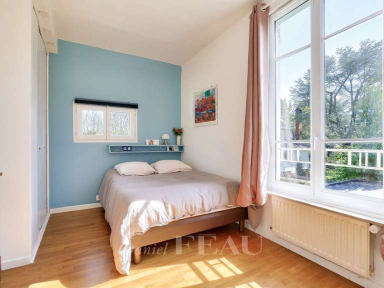Maison Vaucresson - 6 chambres - 250m²
