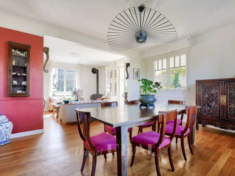 Maison Vaucresson - 6 chambres - 250m²