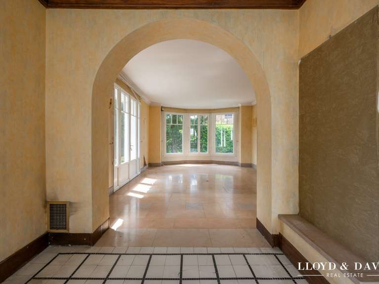 Maison Vaucresson - 5 chambres - 230m²