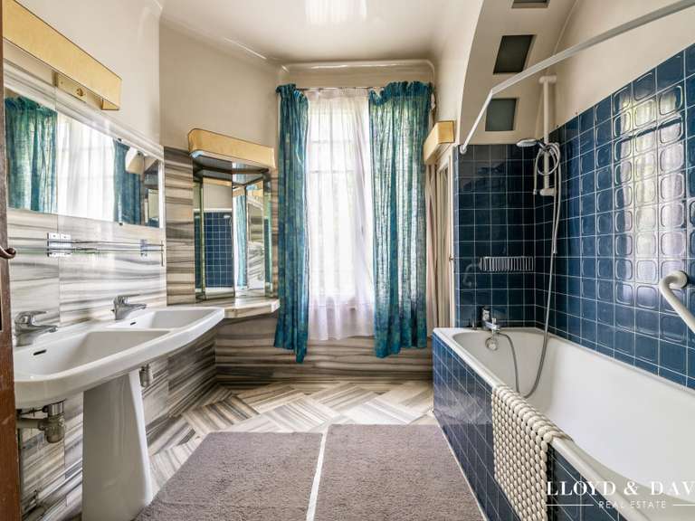 Maison Vaucresson - 5 chambres - 230m²