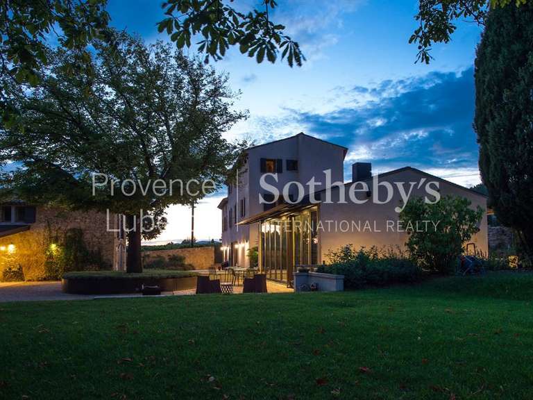Maison Vaugines - 7 chambres - 577m²