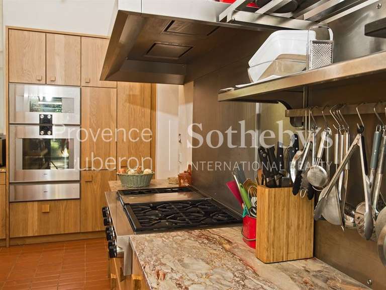 Maison Vaugines - 7 chambres - 577m²