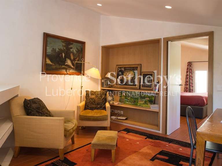 Maison Vaugines - 7 chambres - 577m²