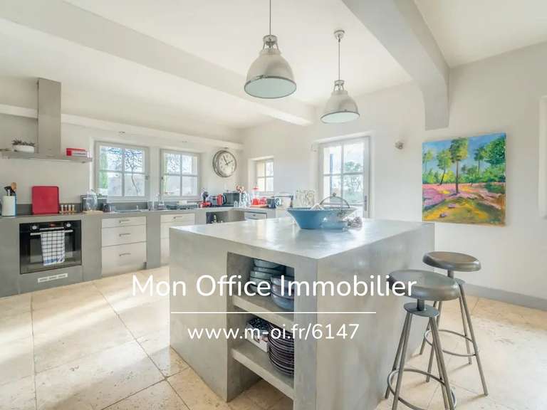 Propriété Vaugines - 6 chambres - 290m²