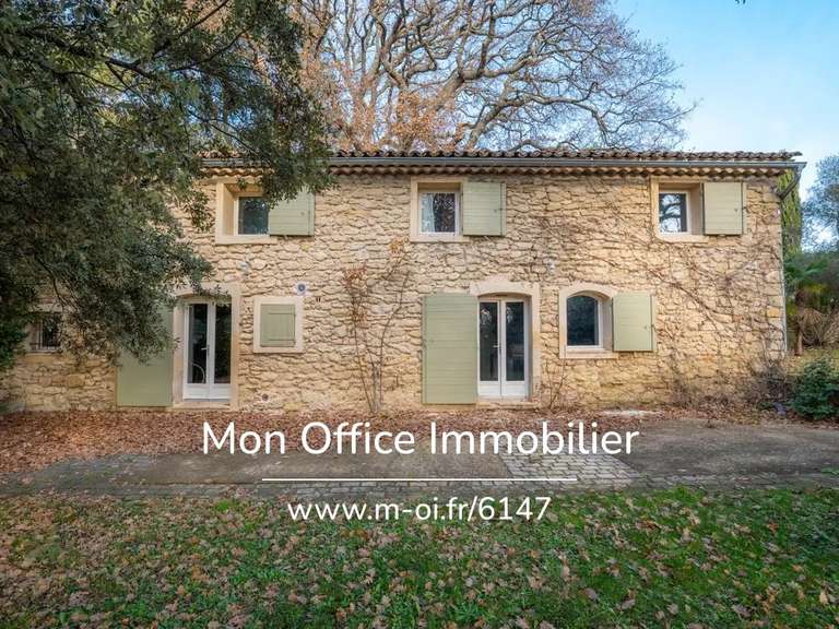 Propriété Vaugines - 6 chambres - 290m²