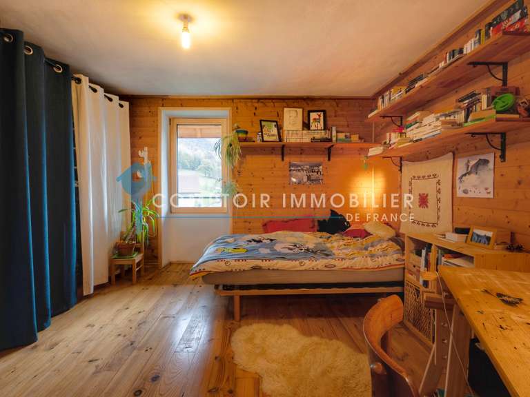 Maison Vaulnaveys-le-Haut - 4 chambres - 207m²