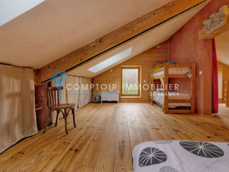 Maison Vaulnaveys-le-Haut - 4 chambres - 207m²