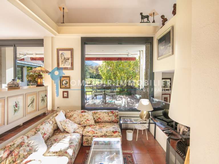 Maison Vaulnaveys-le-Haut - 7 chambres - 510m²