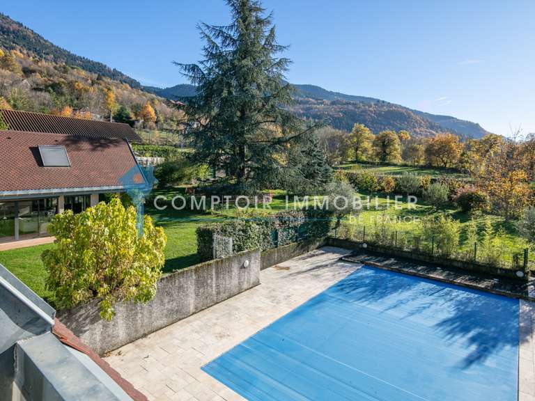 Maison Vaulnaveys-le-Haut - 7 chambres - 510m²
