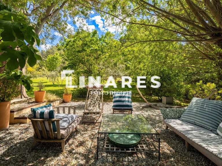 Maison Vauvenargues - 4 chambres - 137m²