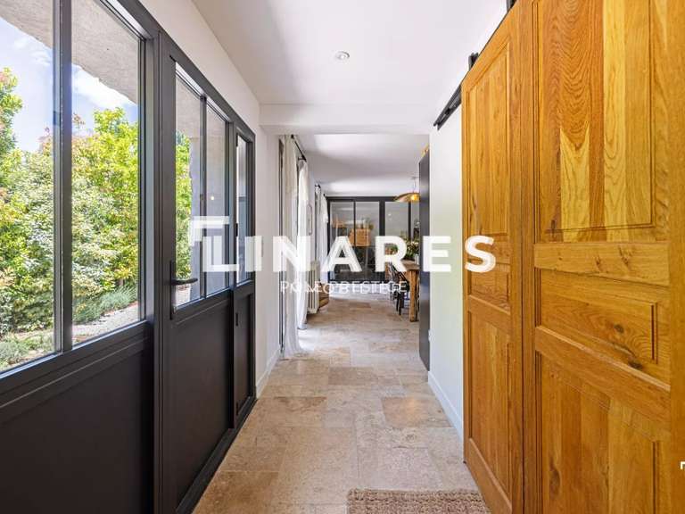 Maison Vauvenargues - 4 chambres - 137m²
