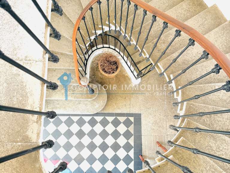 Maison Vauvert - 4 chambres - 264m²