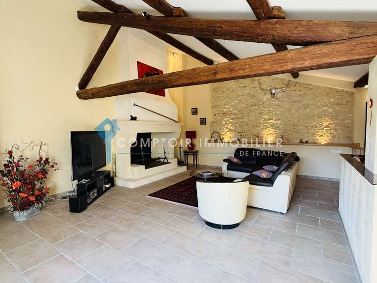 Maison Vauvert - 4 chambres - 264m²