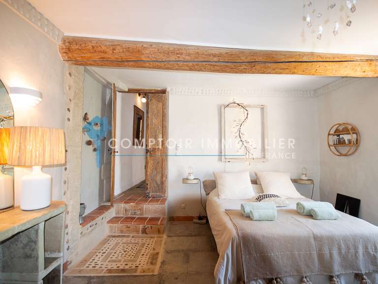 Maison Vauvert - 6 chambres - 247m²