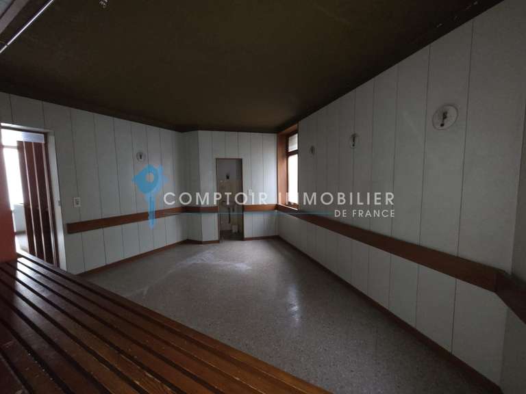 Maison Vauvert - 5 chambres - 390m²
