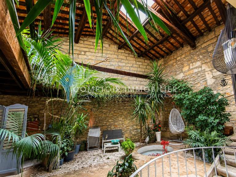Maison Vauvert - 5 chambres - 390m²