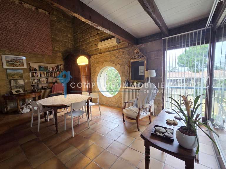 Maison Vauvert - 5 chambres - 390m²