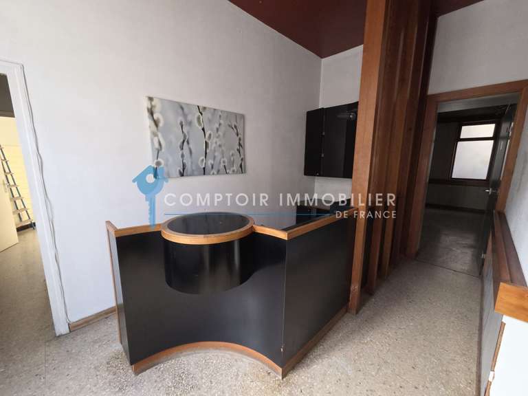 Maison Vauvert - 5 chambres - 390m²