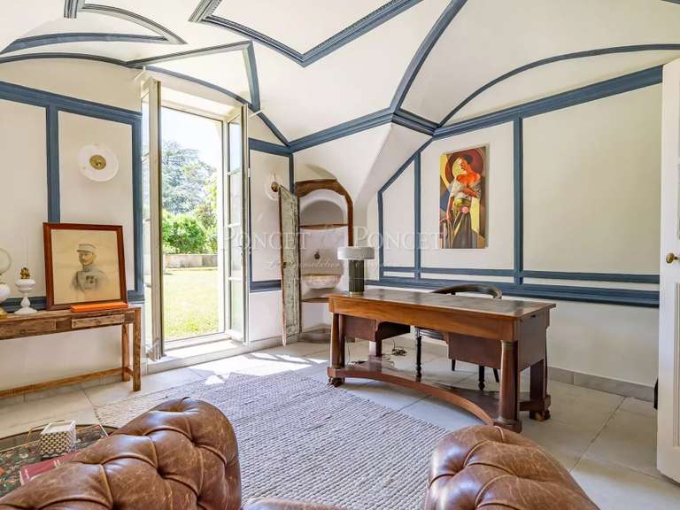 Propriété Vauvert - 7 chambres - 420m²