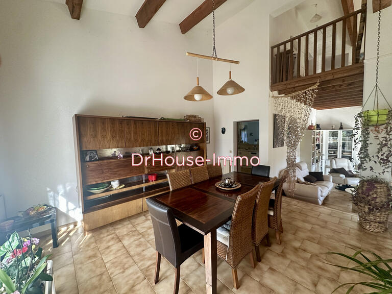 Villa Vauvert - 4 chambres - 228m²
