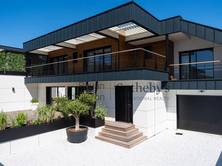 House Vaux-sur-Mer - 4 bedrooms - 216m²