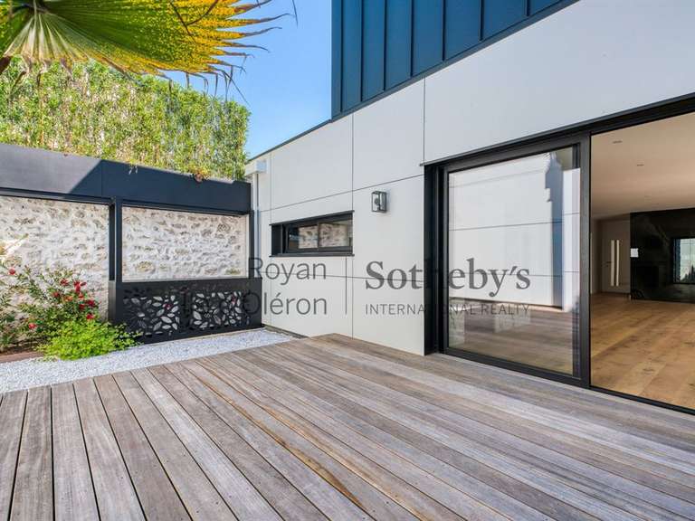 Maison Vaux-sur-Mer - 4 chambres - 216m²